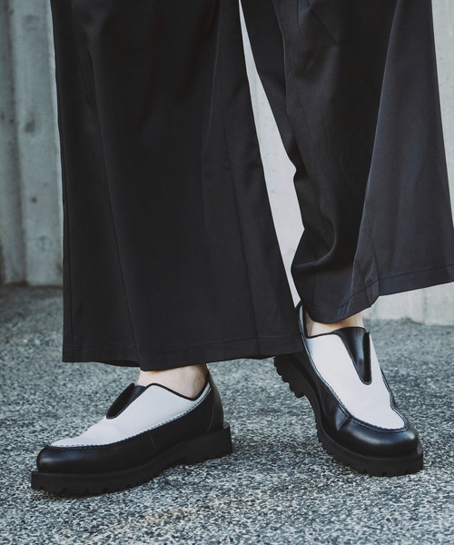NO ID.（ノーアイディー） スリッポン 「NO ID.」Front Gore Moccasin