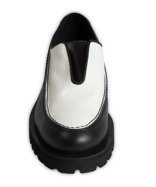 NO ID.（ノーアイディー） スリッポン 「NO ID.」Front Gore Moccasin