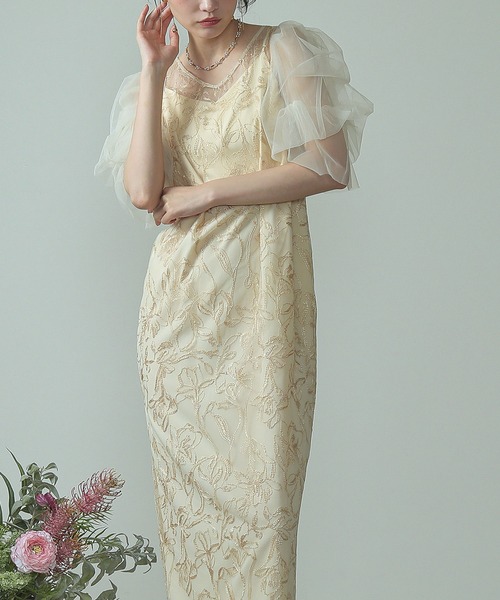 チュールスリーブ　レース　結婚式ドレス　パーティー　トゥエルブアジェンダ　美品 Kana ドレス 刺繍レース チュールスリーブ コクーン パーティー