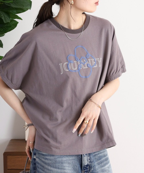 tシャツ EMAGO 花とロゴのプリントドルマンＴシャツ レディース Emago tシャツ EMAGO 花とロゴのプリントドルマンTシャツ
