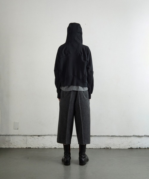 NVRFRGT（ネヴァーフォーゲット） パーカー PANELLED ZIP UP HOODIE