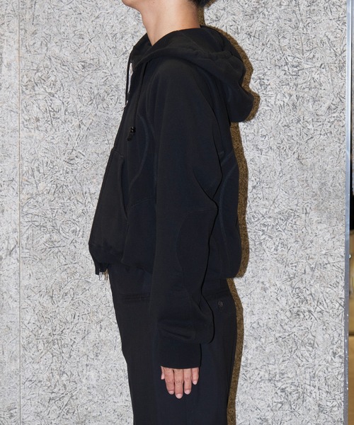 NVRFRGT（ネヴァーフォーゲット） パーカー PANELLED ZIP UP HOODIE