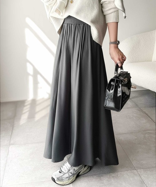 パンツ さらり、軽やか。リラックスstyleキマる。レーヨン素材ウエストギャザーフレアシルエットワイドパンツ レディース | classicalelf | 19