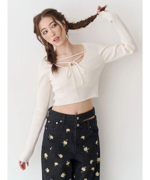 ワイドパンツ ジーンズ デニム デニムパンツ Embroideryカットアウトワイドデニムパンツ「セットアップ着用可能」 レディースの画像