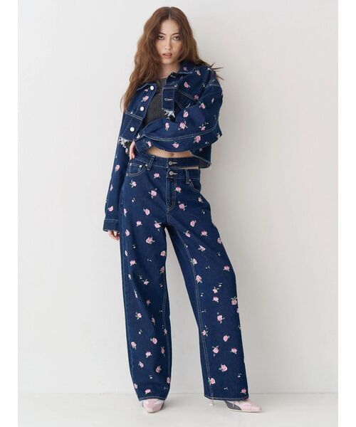 ワイドパンツ ジーンズ デニム デニムパンツ Embroideryカットアウトワイドデニムパンツ「セットアップ着用可能」 レディースの画像