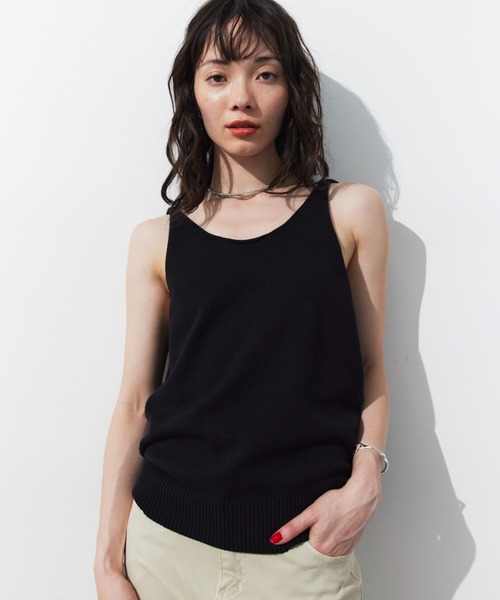 HANNE タンクトップ ノースリーブ オープンバックニットタンク