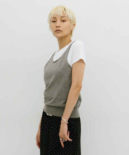 HANNE タンクトップ ノースリーブ オープンバックニットタンク