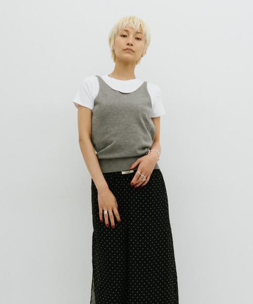 HANNE タンクトップ ノースリーブ オープンバックニットタンク