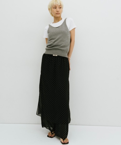 HANNE タンクトップ ノースリーブ オープンバックニットタンク