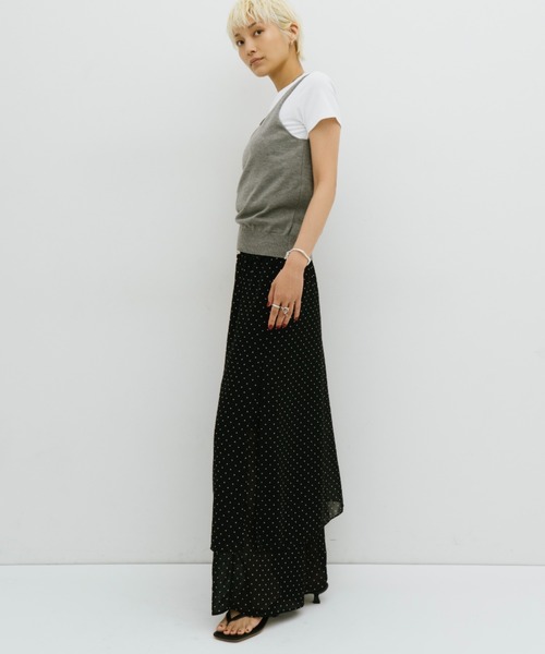 HANNE タンクトップ ノースリーブ オープンバックニットタンク
