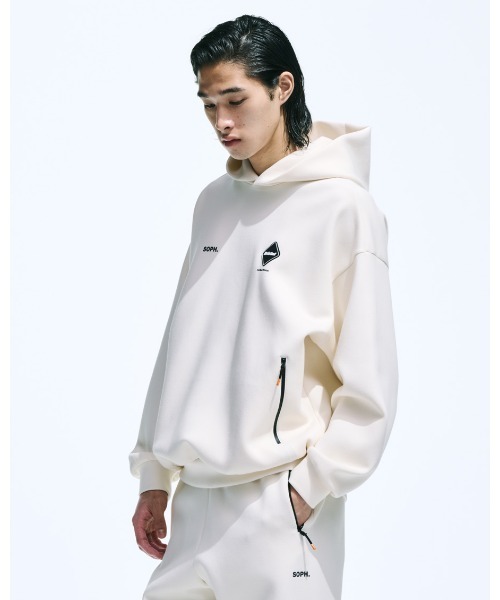 F.C.Real Bristol（エフシーレアルブリストル） tシャツ TECH SWEAT