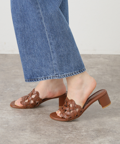 【関税込み】Gianvito Rossi ブラック Amalfi 45 ヒールサンダル Gianvito Rossiのブラック Amalfi 45 ヒールサンダルがセール中