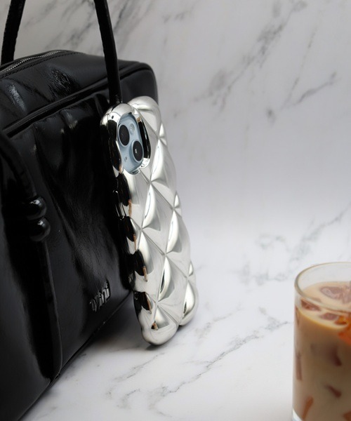 【CÉLINE 】キルティング ケース グレー シルバー CÉLINE 】キルティング コインケース グレー シルバー 【公式通販】
