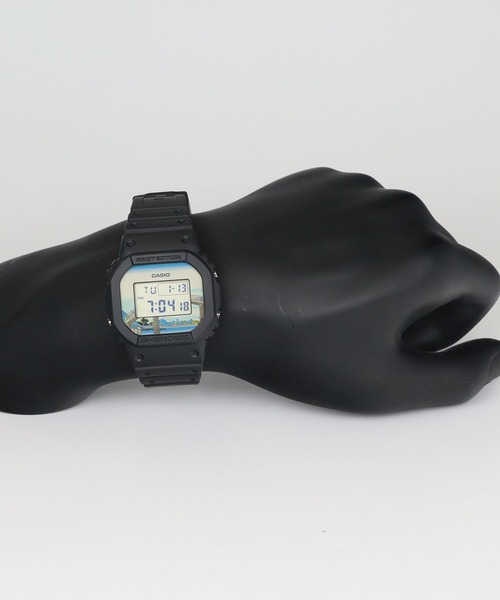 新品　DW-5600KHFM25-1JR　G-SHOCK　葛飾北斎　深川万年橋下 G-SHOCK 腕時計 葛飾北斎「深川万年橋下」 / 5600シリーズ DW