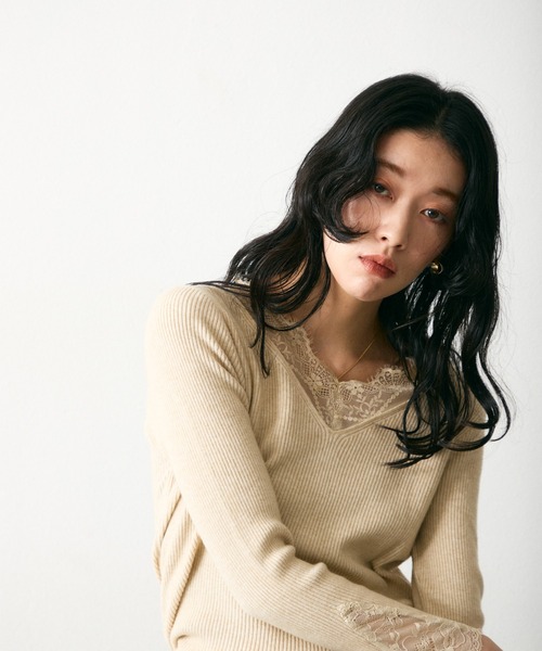 tシャツ フェアリーレースVネックリブトップス レディース : ZOZOTOWN