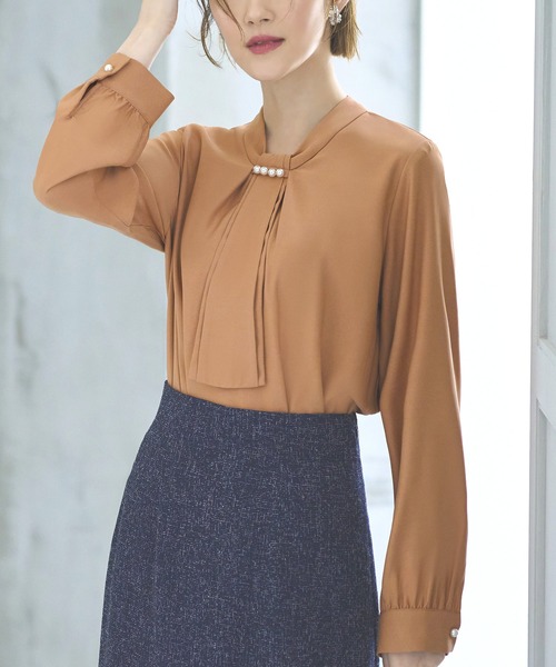 ルイルエブティック RUIRUE BOUTIQUE 選べるデザインフロントタックボウタイブラウス （B長袖/ピンクベージュ） RUIRUE BOUTIQUE ブラウス シャツ 洗える ストレッチ ｜ 選べる