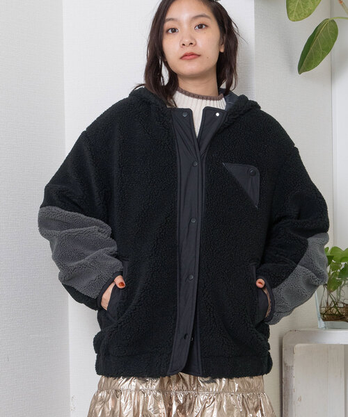POU DOU DOU（プードゥドゥ） ブルゾン アウター 配色袖フーデッドボア