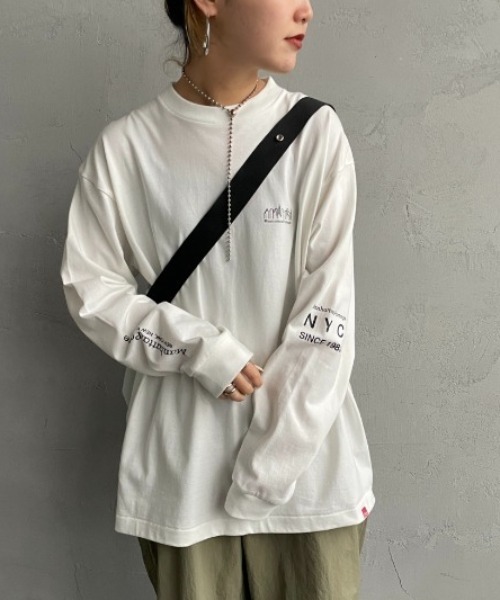 tシャツ 「MANHATTAN PORTAGE/マンハッタンポーテージ」 ワンポイントスカイラインロゴ 袖プリントロンT レディース メンズ