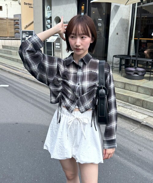me　チェック柄半袖カットソー Hot Product 半袖 カットソー チェック柄 首元ボタン 肩飾り