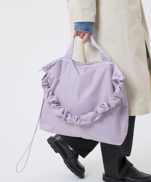 レスポートサック　ラップトップバッグ　新品未使用　HELLO DAISY LeSportsac×Hello Kitty】E/W HANDBAG｜ハンドバッグ｜バッグ
