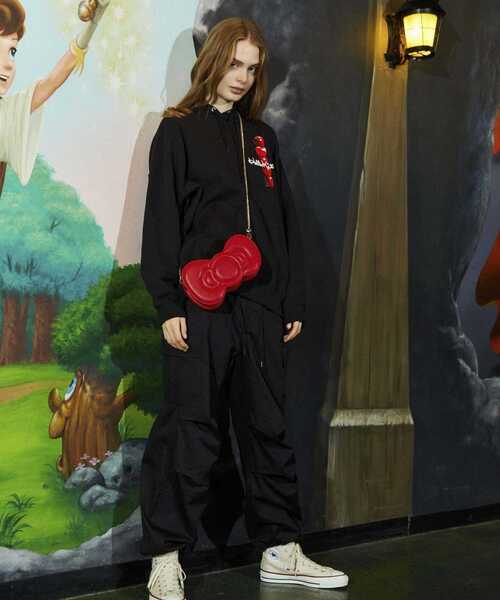 「CONVERSE TOKYO」 プルオーバーパーカー「HELLO KITTYコラボ」 FREE ブラック レディース_画像3