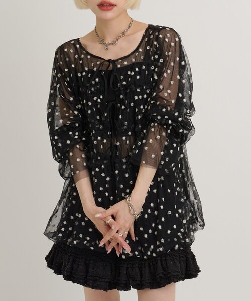 w closet（ダブルクローゼット） ワンピース フラワー刺繍ブラウス