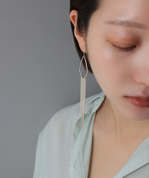 ピアス 「SAMH by LILAS」 キヘイチェーンフリンジピアス SV（両耳） レディースの画像