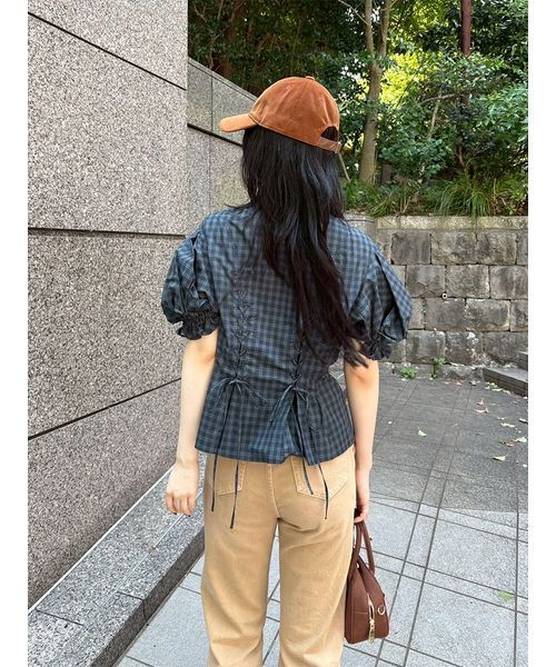 LILY BROWN（リリーブラウン） ブラウス シャツ 半袖 フリルレース