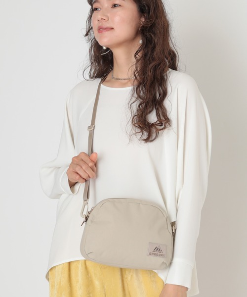 新品未使用 GREGORY  ボディーバッグ ウエストポーチ GREGORY ウエストポーチ ウエストバッグ CROSSBODY BAG M SAND