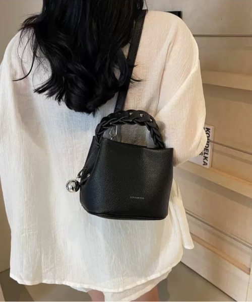 pumpkin port（パンプキンポート） ショルダーバッグ バッグ 編み手付