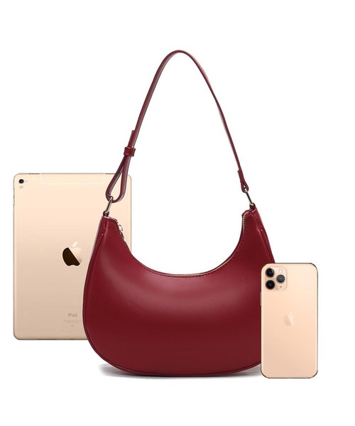 極美品❤️マリークワント アクセサリーポーチ ワンハンドル 三日月型 ハンドバッグ 極美品❤️マリークワント アクセサリーポーチ ワンハンドル
