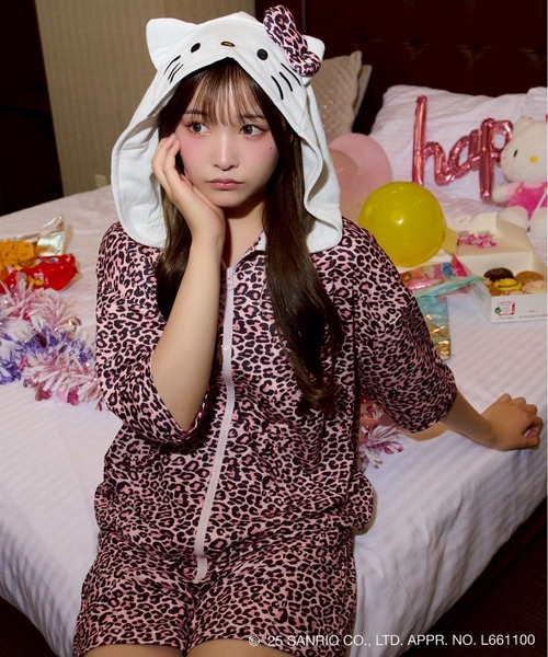 shrita（シュリータ） セットアップ 「HELLO KITTY」レオパードジップ