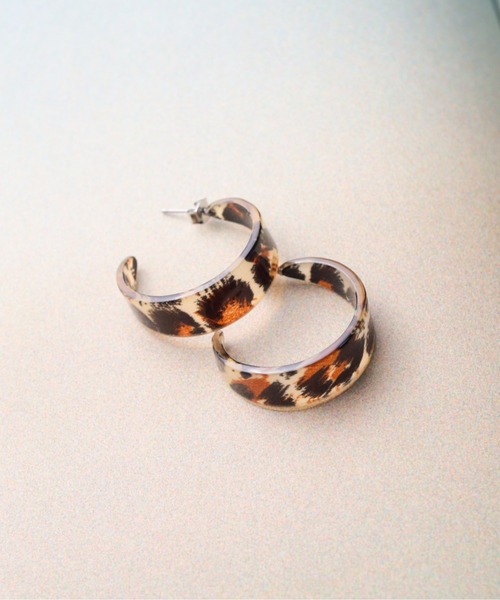 ARCHIVER ピアス 「RS」「チタンポスト ヒョウ柄フープピアス