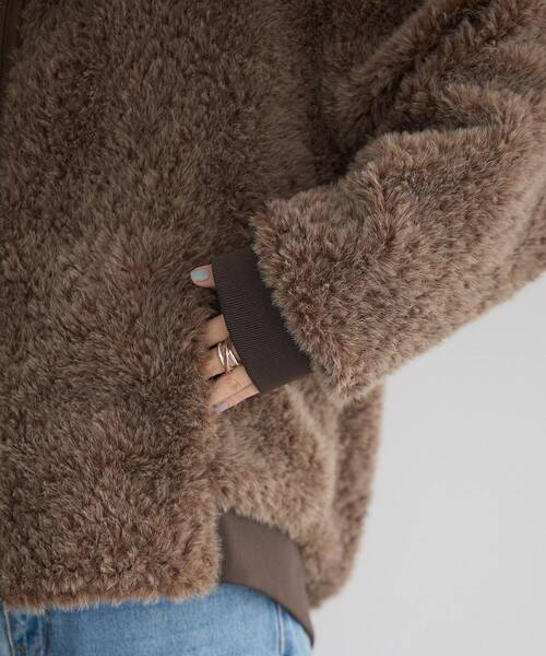 Editt by YECCA VECCA ブルゾン アウター フェイクファーブルゾン