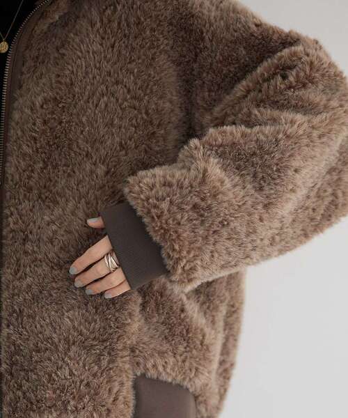 Editt by YECCA VECCA ブルゾン アウター フェイクファーブルゾン