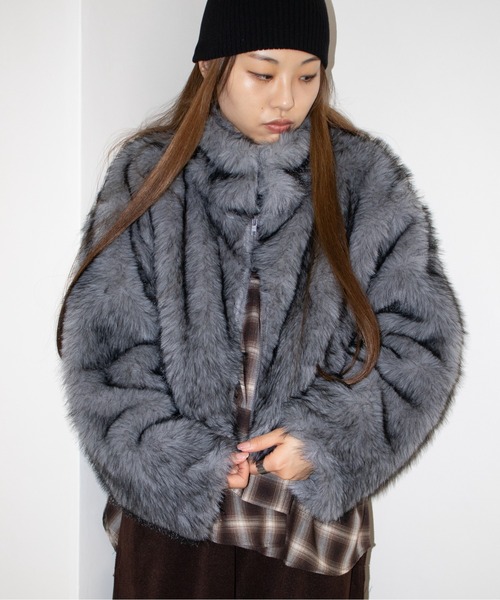 hwyl（ヒュイル） コート アウター ショート丈 フェイクファー