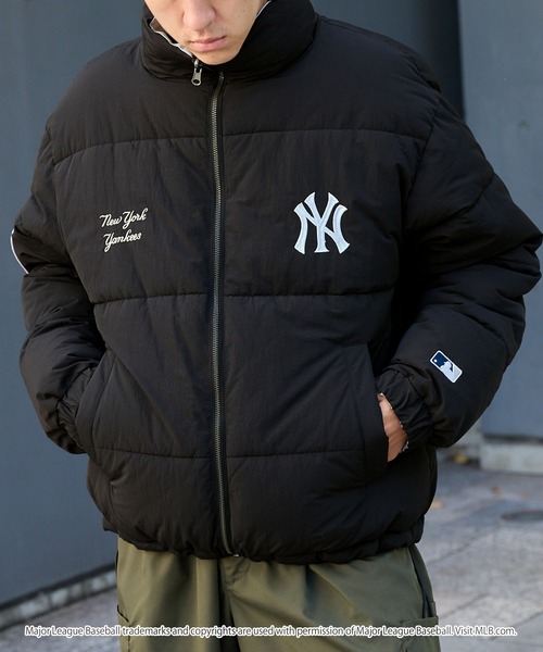 New York Yankeesダウン スタジャン ブラック グレーM New York Yankeesダウン スタジャン ブラック グレーM