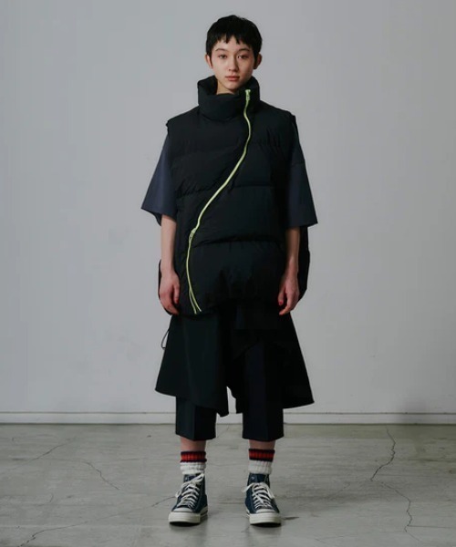 ダウンベスト ベスト FACETASM/ファセッタズム/FLOWING DOWN VEST メンズの画像