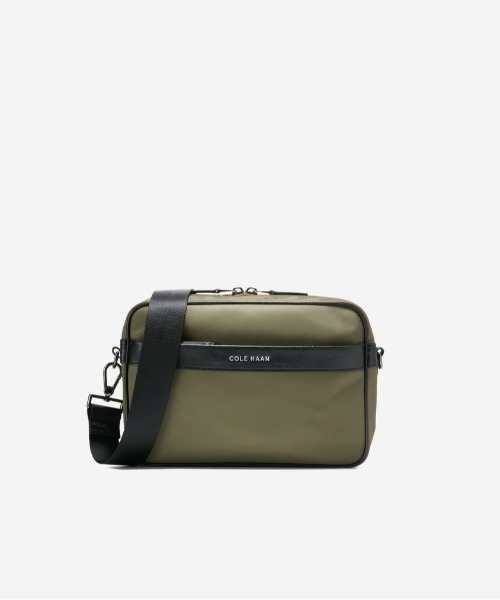 COLE HAAN（コールハーン） ショルダーバッグ カールソン カメラバッグ