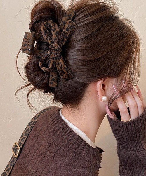 MAISON SELECT ヘアクリップ 1D17-NK レオパード ベロア調 リボン