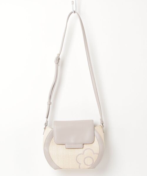 MARY QUANT（マリークヮント） ショルダーバッグ FREE ベージュ 