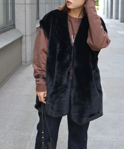 Isn't She？ ベスト ジレ フェイクファーベスト レディース