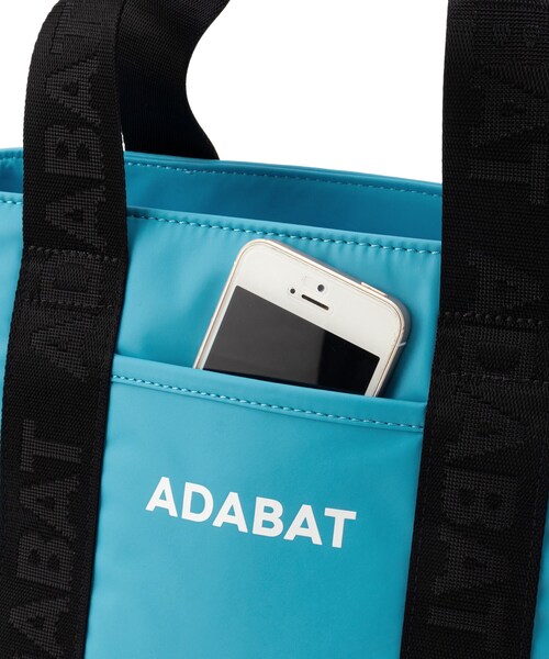 【新品未使用】アダバット adabat ロゴデザイン カートバッグ カーキ ベーシックカートバッグ（トートバッグ） | adabat(Men