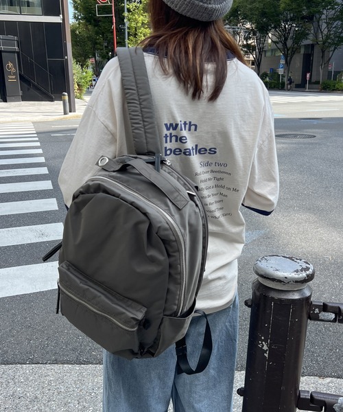 ikka（イッカ） デイバック リュック 「撥水」ナイロン8ポケット