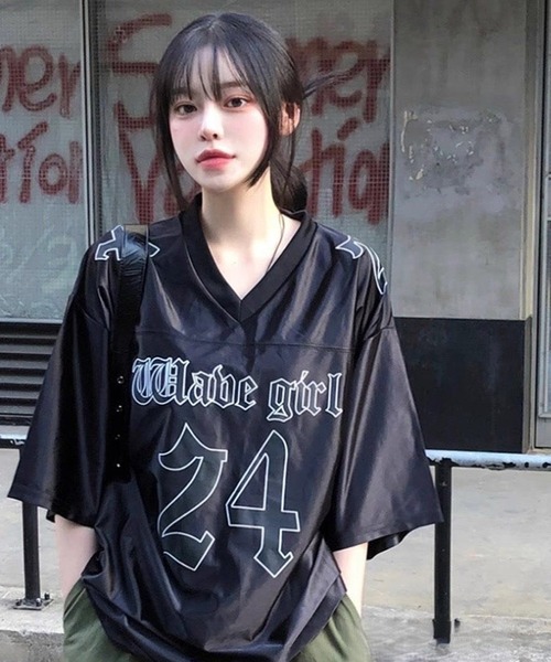 ナンバリングtシャツ（レディーストップス）（襟首タイプ：V