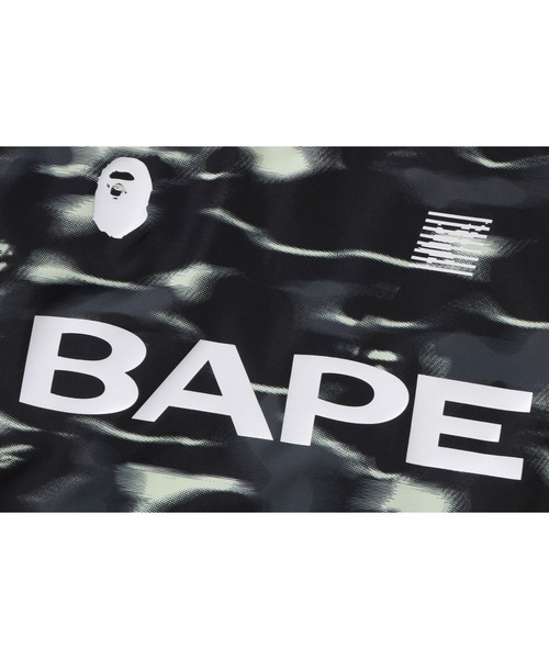 トレーナー スウェット SCREEN CAMO FOOTBALL LOGO RELAXED FIT CREWNECK SWEATSHIRT メンズの画像