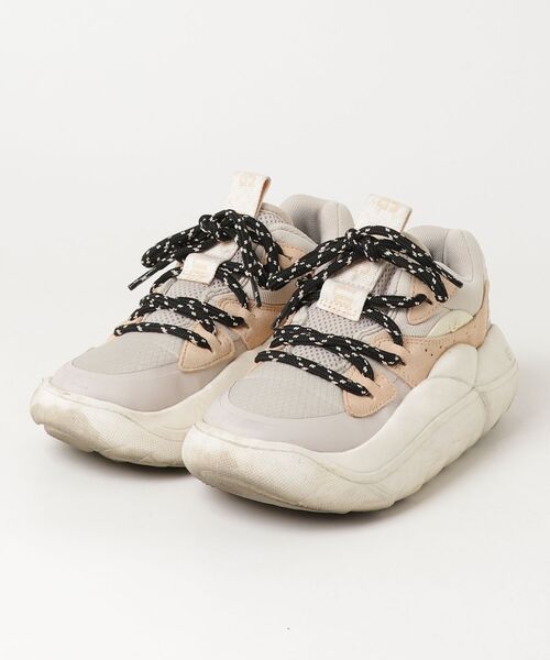 UGG Australia（アグオーストラリア） 「UGG」 ローカットスニーカー