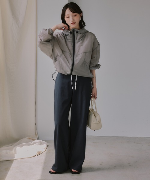 210nouve（トゥージュヌーヴ） マウンテンパーカー ウインドブレーカー
