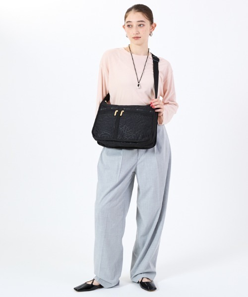 極美品レスポ DELUXE EVERYDAY BAGショルダーバッグ 2024 DELUXE EVERYDAY BAGリサイクルドブラックJP（クロスボディ