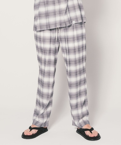 ヘンリックハーロウ　パンツ　2XL ヘンリックハーロウパンツ2XL
